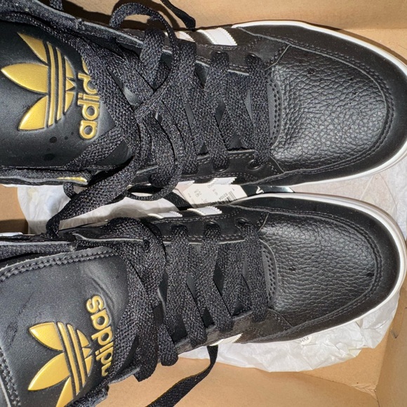 Nike Black and White High-Top Sneakers - Picture 5 of 5